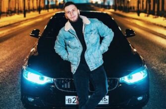 Виктор Комаров